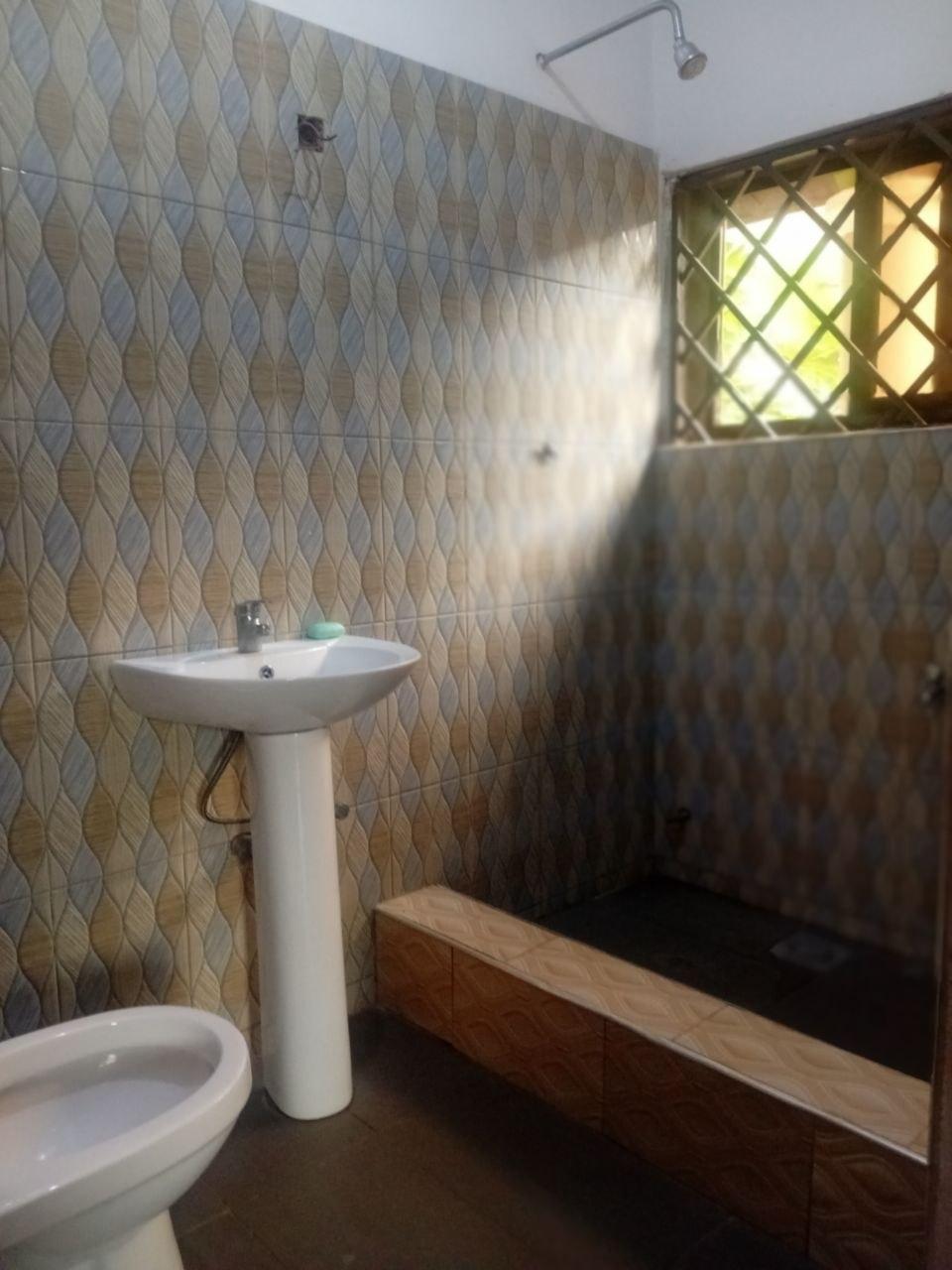 Standard room ToniTab Lodge Sunyani Airport photo 3