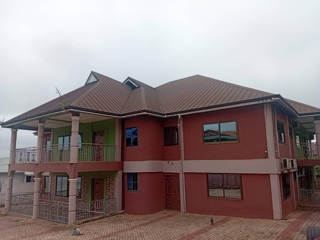 Standard room ToniTab Lodge Sunyani Airport photo 4